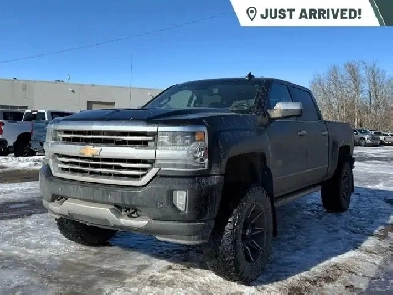 2017 Chevrolet Silverado 1500 High Country 4WD Crew Cab Image# 1