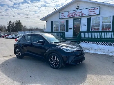 2021 Toyota C-HR XLE Image# 1