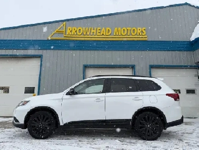 2020 Mitsubishi Outlander Limited AWC Image# 1