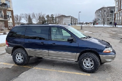 Ford Windstar 2003.  Mint condition only 44,000 km. Image# 1