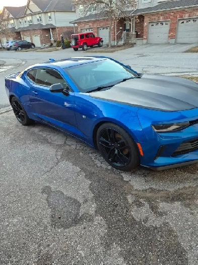 2018 Camaro LS  only 68,000kms Image# 1
