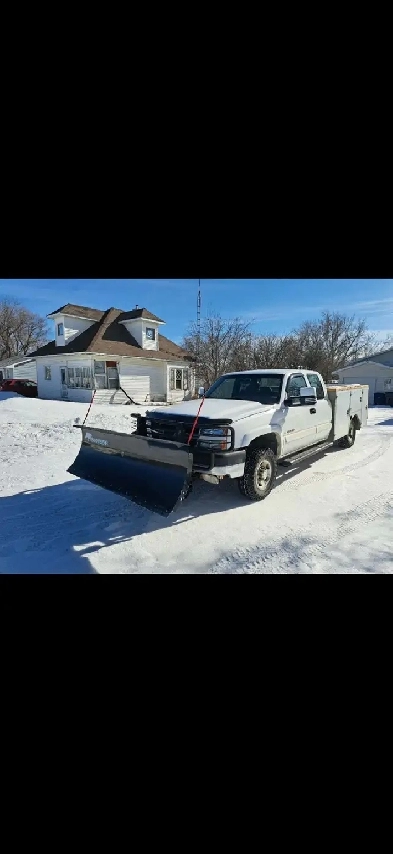 2007 Chevy Silverado 2500 4x4 service truck Image# 1