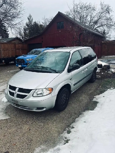 Dodge Caravan Image# 1