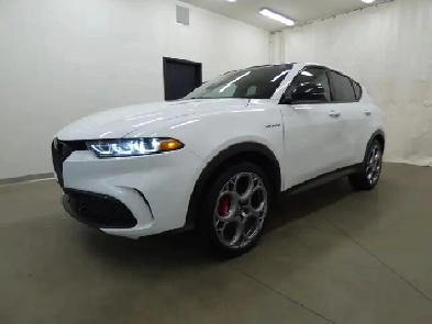 2024 ALFA ROMEO TONALE eAWD, TOIT, CUIR, NAVI, CARPLAY, GARANTIE Image# 1