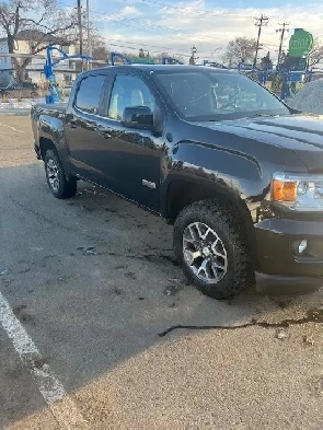 2017 GMC Canyon SLE 4x4 Image# 1