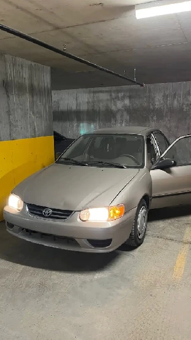 Toyota corolla 2001 Image# 1