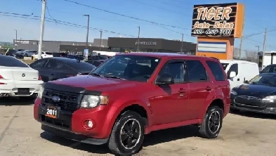 2011 Ford Escape XLT, V6, HAS RUST, DRIVES WELL, 185KMS, AS IS Image# 1