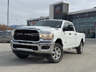 2023 Ram 2500 Big Horn CREW CAB 4X4  REAR CAMERA  BIG HORN TRI
