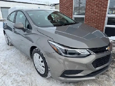 2018 Chevrolet Cruze LT Image# 1
