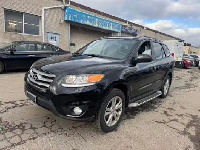 2012 Hyundai Santa Fe GL Premium Image# 1