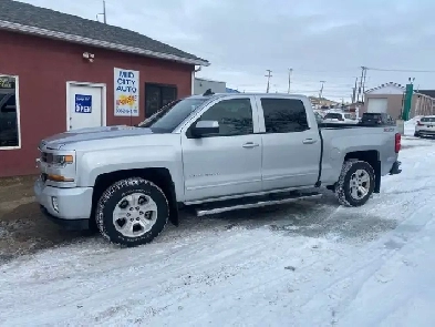 2016 Chevrolet Silverado 1500 LT Crew Cab 4WD Image# 1