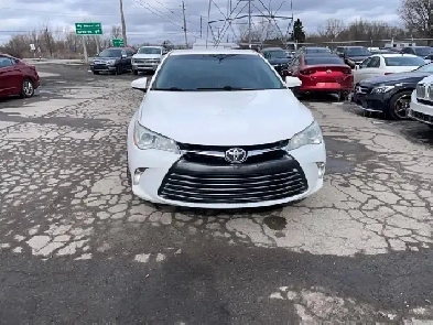 2015 Toyota Camry LE Image# 1
