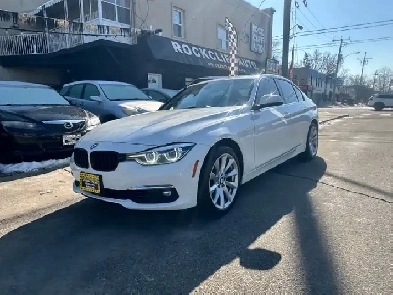 2017 BMW 330 i xDrive Image# 1