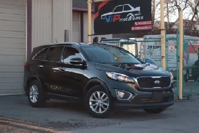 2016 Kia Sorento LX, AUTOMATIC, HEATED SEATS! Image# 1