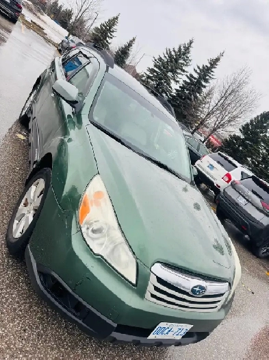 2011 Subaru Outback AWD  GOOD CONDITION