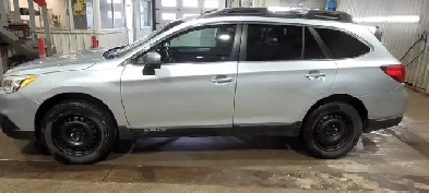 2017 Subaru Outback PremiumCAMRA DE RECULTOITAWD