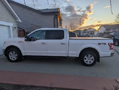 LowKM 2018 F150  65 Box  2 Wheels sets  Active Warranty