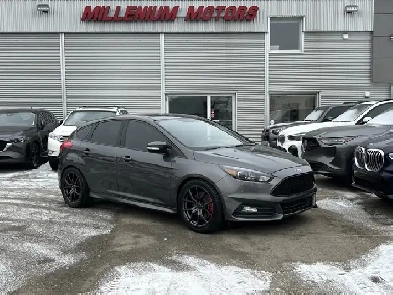 2017 Ford Focus ST 6-SPD/NAVIGATION/BACK UP CAMERA/SUNROOF/FINAN Image# 1