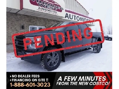 2023 Ford F-150 TRIPLE BLACK LARIAT ONLY 18,000KMS STILL AS NEW! Image# 1