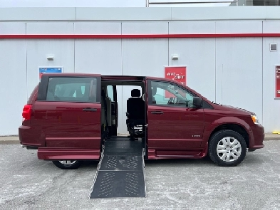 2019 Dodge Grand Caravan WHEELCHAIR VANPOWER RAMP10KMSSWIVEL