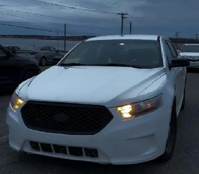 2014 Ford Taurus Image# 1