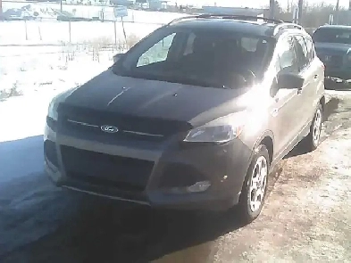 2014 Ford Escape AWD low klms