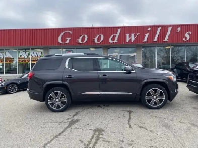 2017 GMC Acadia DENALI 6 PASS SUNROOF REMOTE START LEATHER