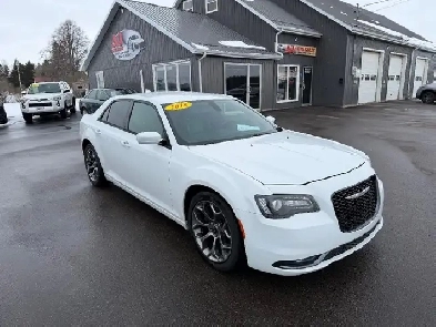 2018 Chrysler 300S