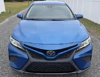 2019 Toyota Camry SE  Zero Accidents Zero Maitenance Required
