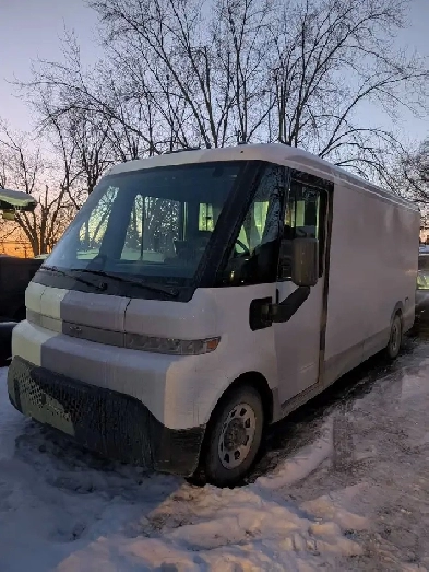 Brightdrop 600 AWD big battery