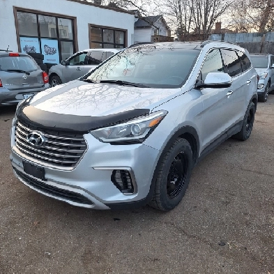 2017 Hyundai Santa Fe XL Luxury AWD 33l 6cyl 6 seats extra s