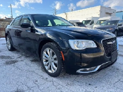 2018 Chrysler 300 300 Touring AWD