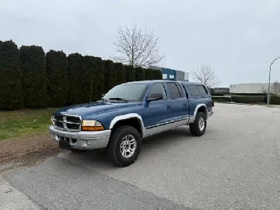 2004 DODGE DAKOTA QUAD CAB SLT 4WD AUTOMATIC AC ALLOYS LOCAL BC