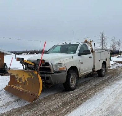 2011 Dodge 3500 with snow blade
