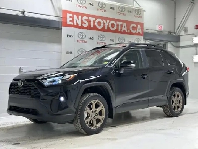 2025 Toyota RAV4 Hybrid XLE  Sunroof  Power Liftgate