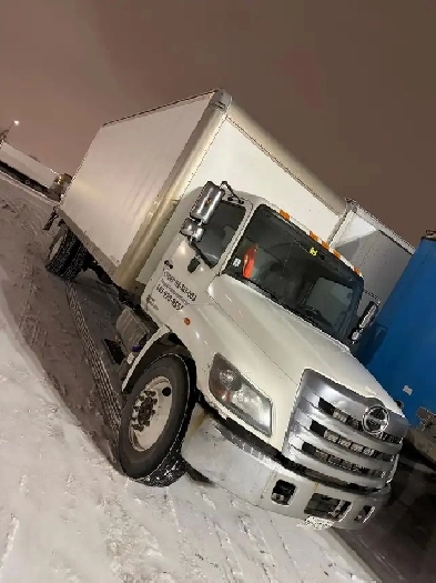 LEASE TAKEOVER  2019 Hino 338  2201mon  30 Months Left