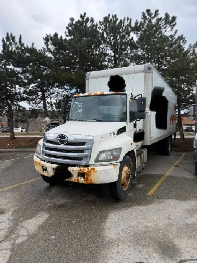 Hino 268  2015  15000