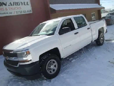2018 Chevrolet Silverado 1500 4X4 CREW CAB 4X4