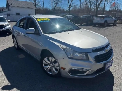 2016 Chevrolet Cruze LT BackUp Camera