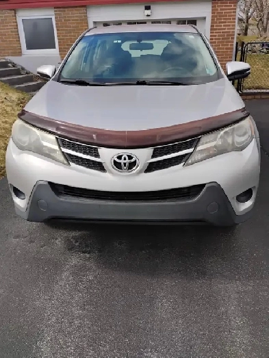 2015 TOYOTA RAV4 LE AWD 10000 OBO