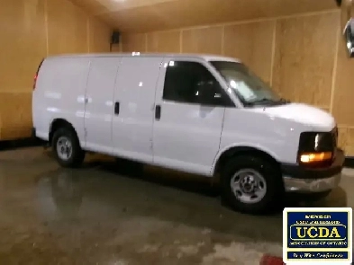 2017 GMC Savana Cargo Van Cargo