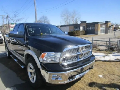 Ram 1500 Laramie  cuir toit ouvrant camera financement maison au