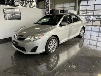 2014 Toyota Camry le