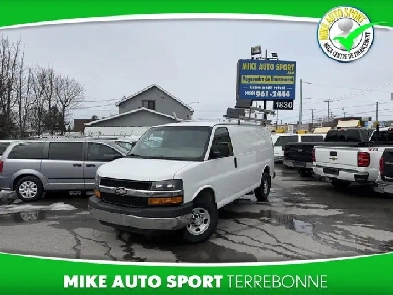 Chevrolet Express Cargo Van Traction arrire 3500 135 po 2015