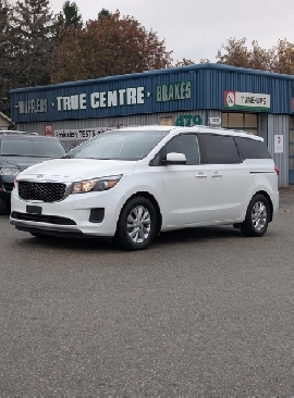 Selling a 2016 Kia Sedona Certified Image# 1