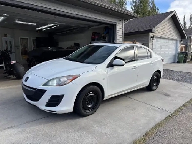 2012 Mazda 3 MOVING MUST SELL