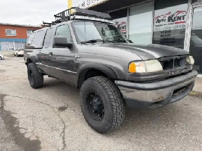 2008 MAZDA B4000 SE  4x4  AUTOMATIQUE  RACK SUR LE TOIT