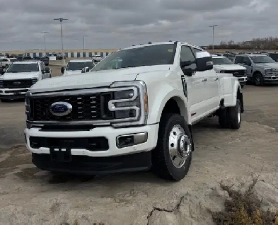 2026 Ford F450 Platinum Plus