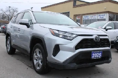 2025 Toyota RAV4 XLE AWD
