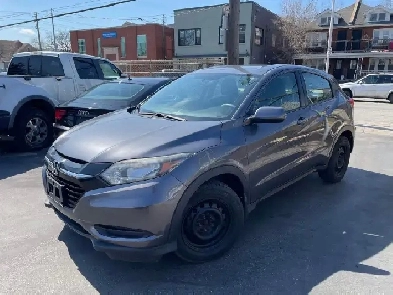 2017 Honda HRV LX ONE OWNER BACKUP CAMERA HEATED SEATS